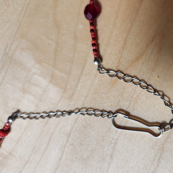 Handcrafted Necklace with Red Faceted and Round Beads Grey Mother of Pearl MOP - Picture 7 of 9